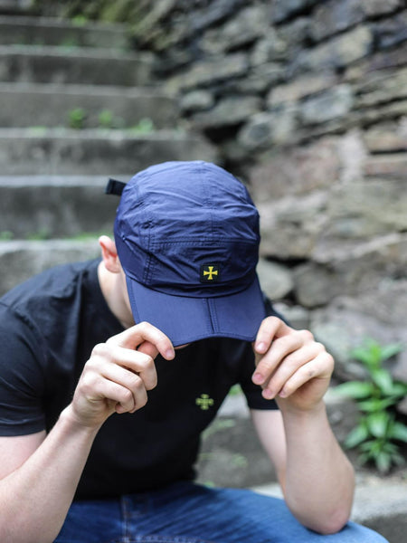 Etavirp. Nylon Logo Cap. Navy × Silver | aluminiopotiguar.com.br