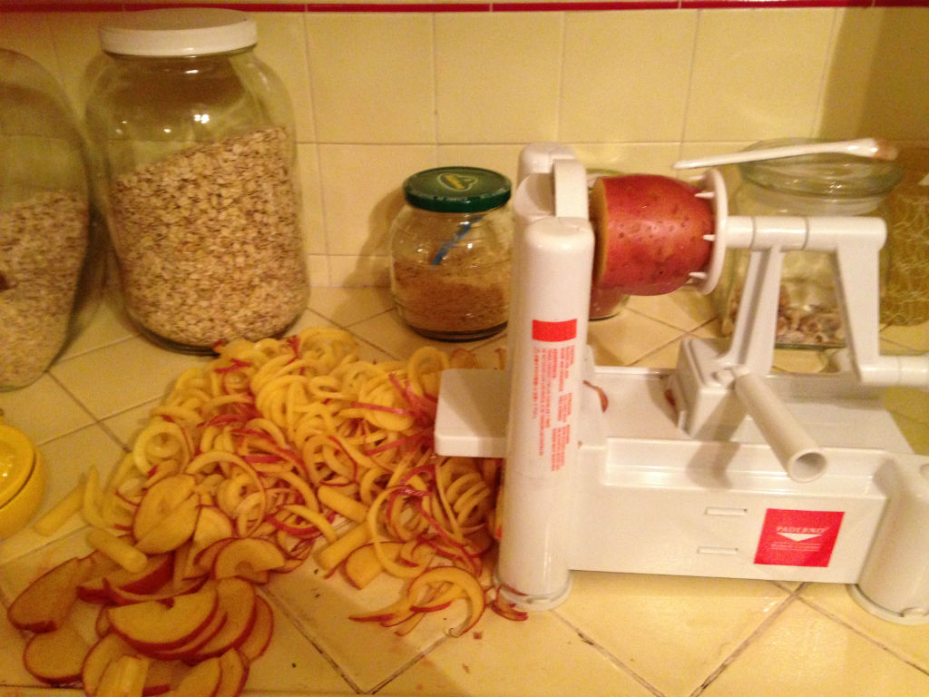 jill-goings-ons-vegetable-spiralizer-2