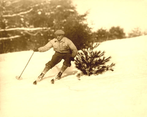 First U.S. Slalom Ski Race in Dartmouth c. 1925.