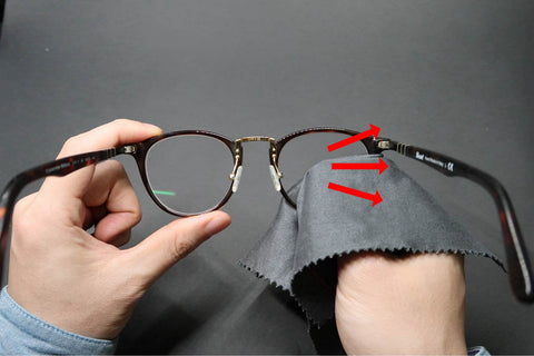 如何清潔眼鏡鏡片- 清潔方法
