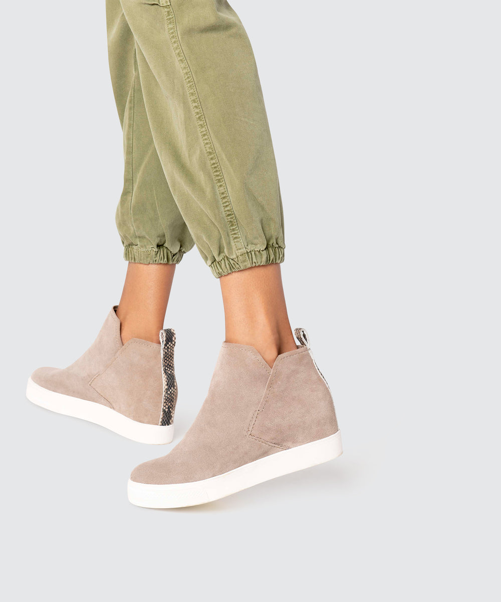 dolce vita suede sneakers