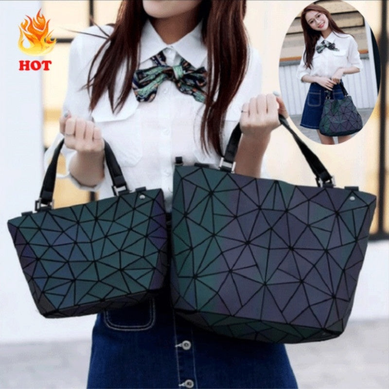 holographic geometric purse