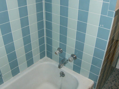 Save the blue bathroom. Retro remodel 1950s