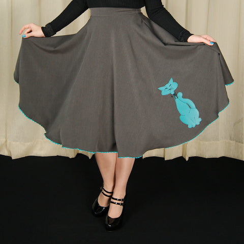 Can I wear a crinoline under this skirt or dress? Cats Like Us