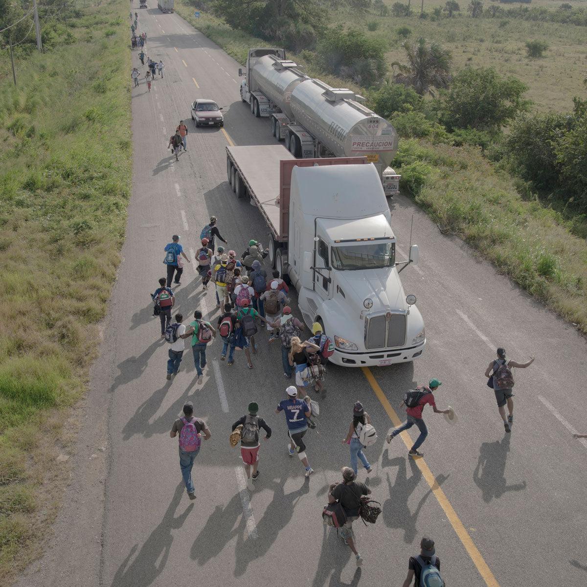 Pieter Ten Hoopen, The migrant caravan