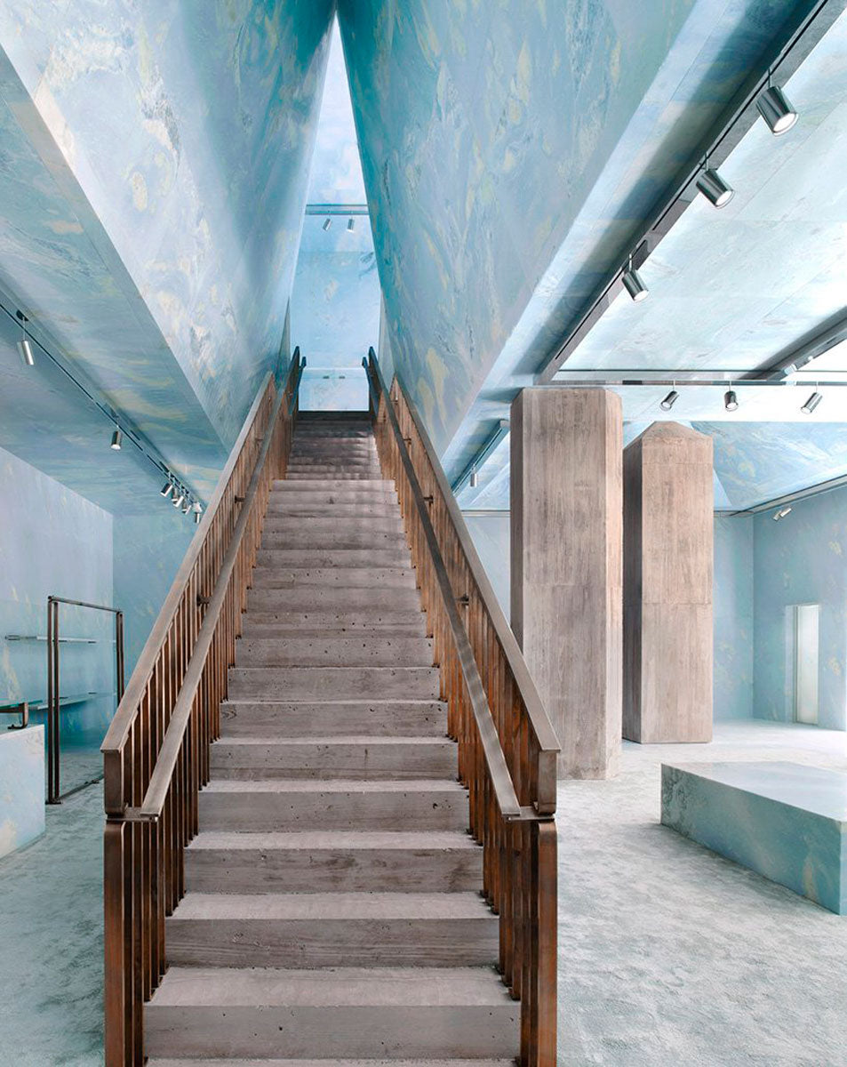 The French fashion firm Céline opened its doors in Miami with a flagship store filled with Pinta Verde marble. 