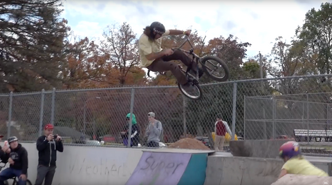 Mad Mike's Guth Funtastic Voyage dig bmx in the cut