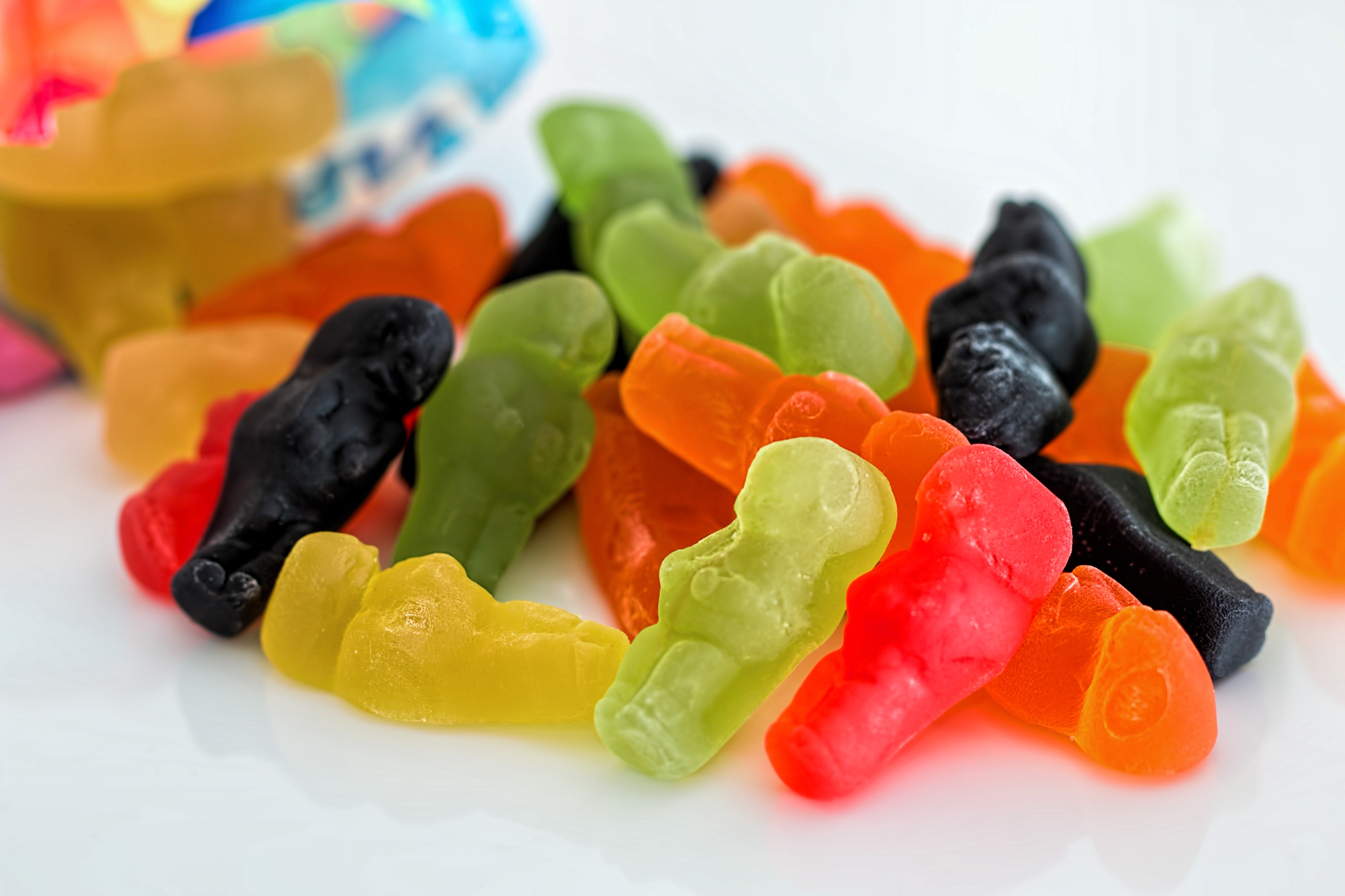 Yummy scummy gummies bears