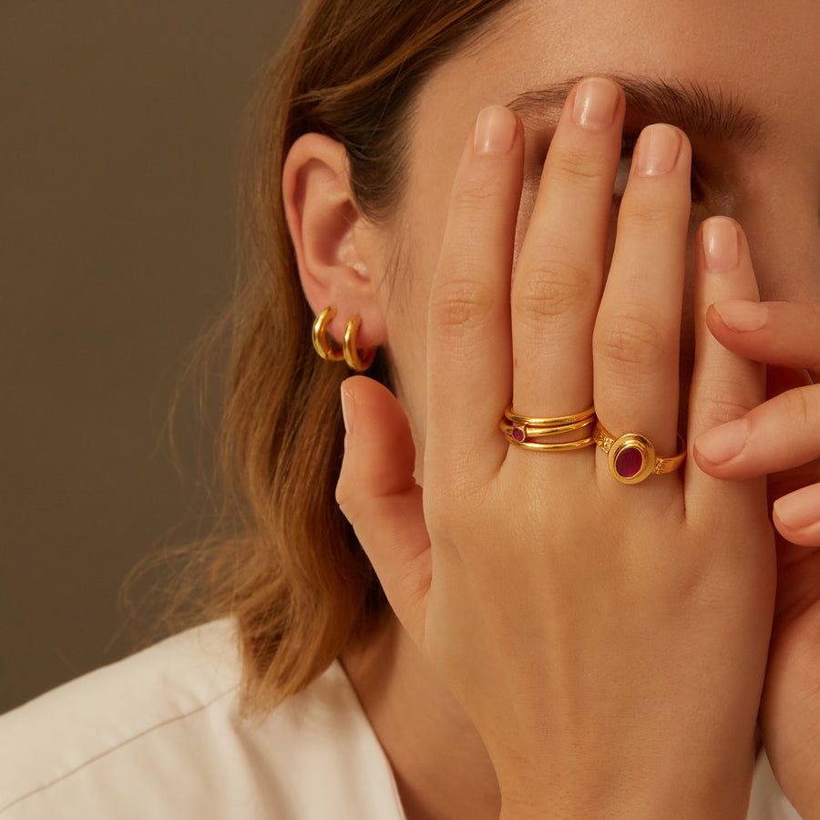 GARNET ORBIT GOLD RINGS_Stackable Ring_4_ALEYOLE JEWELRY