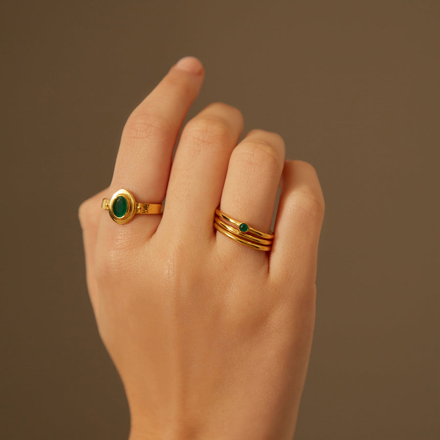 GREEN COSMOS GOLD RING_Signet Ring_2_ALEYOLE JEWELRY
