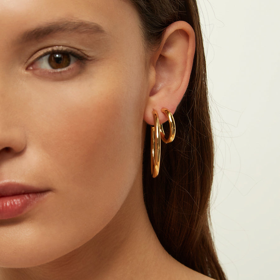 GRAND SUBLIME GOLD HOOPS_Hoop Earrings_2_ALEYOLE JEWELRY