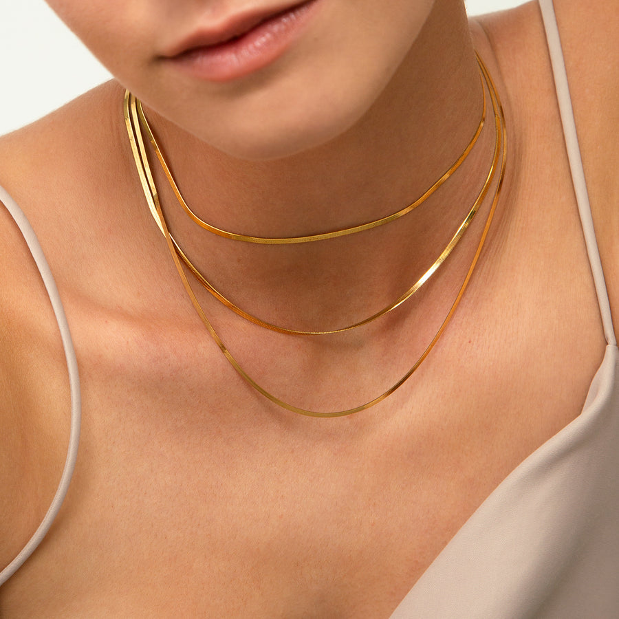 THIN HERRINGBONE GOLD CHAIN_Chain Necklace_2_ALEYOLE JEWELRY