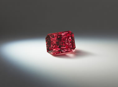 fancy red diamond