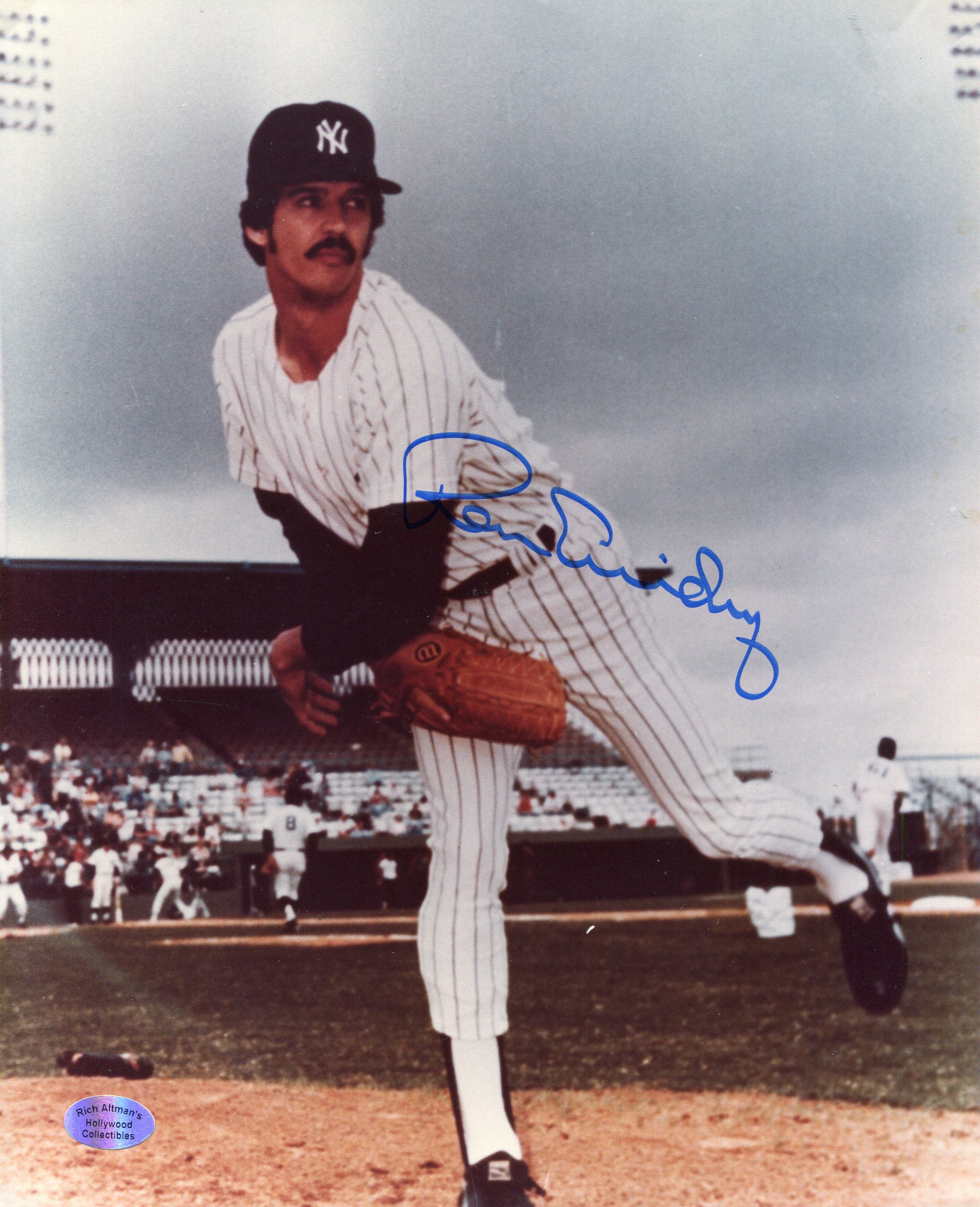Ron Guidry New York Yankees Autographed 8 x 10 Pitching