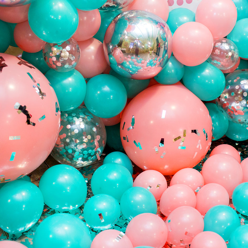 wedstrijd vezel wenselijk Balloon Decoration Basics | Mylar and Latex Balloons | CV Linens