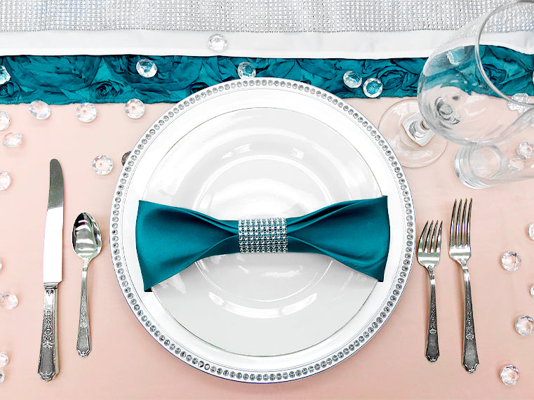 lamour satin table settings