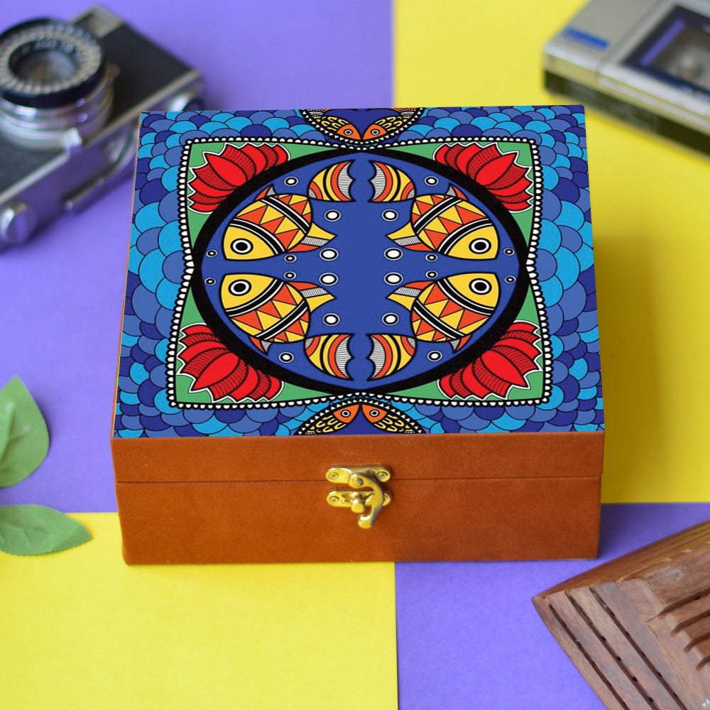 Mirror Theme Fish Printed Hamper Box