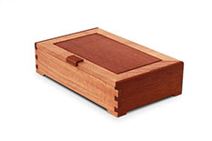 Dovetail General Purpose Box Silky Oak & Rosewood