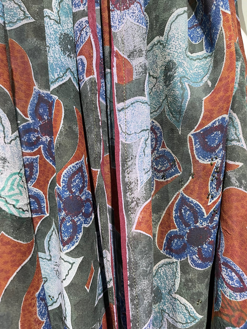 PRG2622 Dorothy Dehner Sheer Pure Silk Versatile Vest