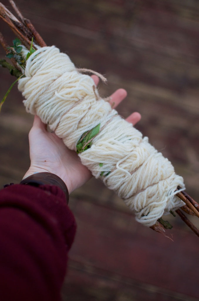 Yarn bundle tied up