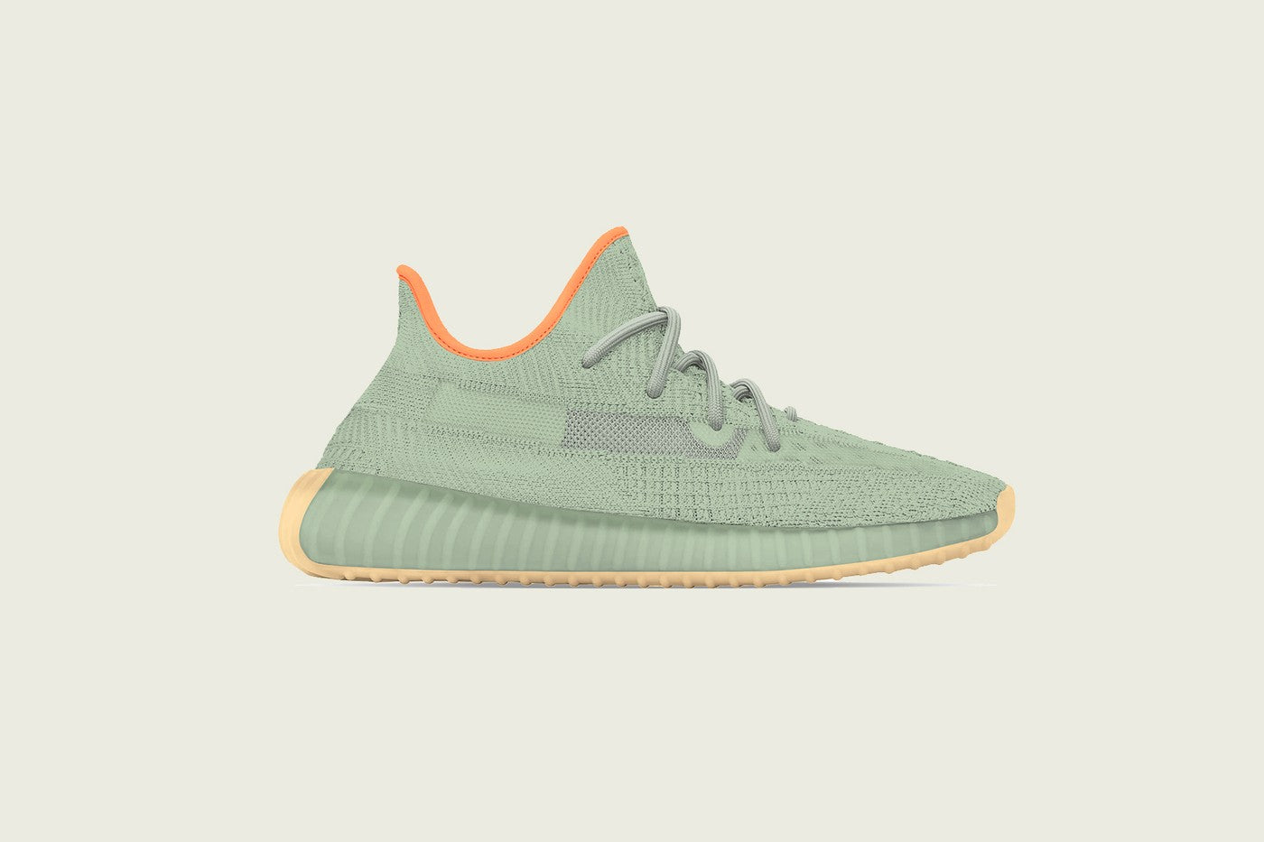 La version réflective de la Yeezy Boost 350 V2 "Desert Sage" est là !