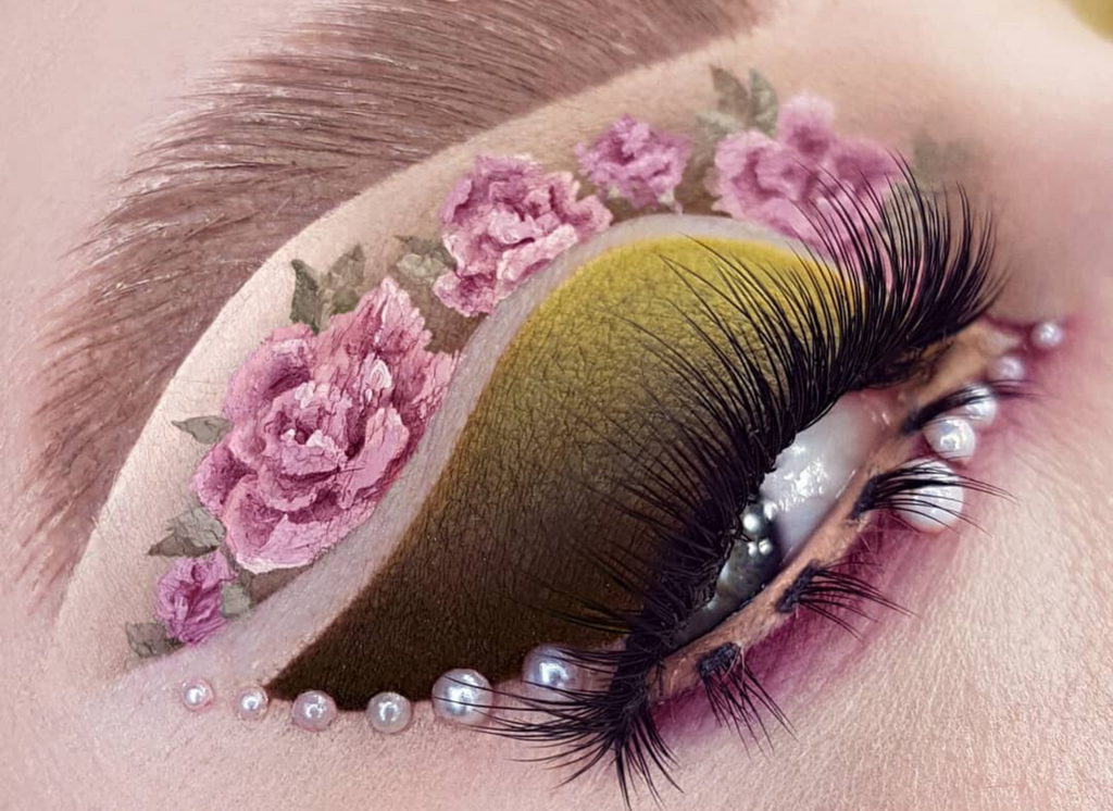 10 Amazing Eye Makeup Looks