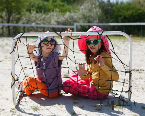 haine si ochelari de soare copii hiphip