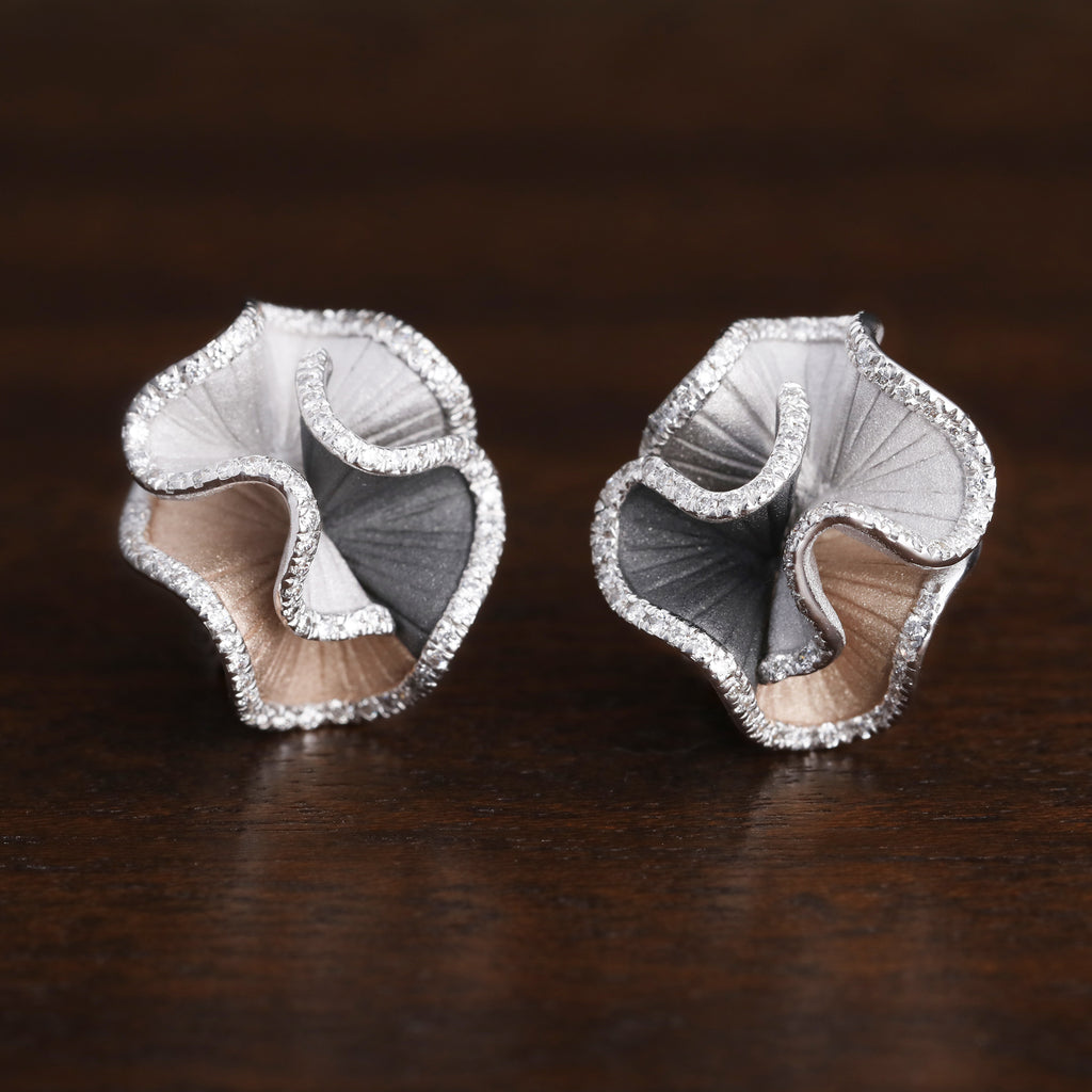 Anna Maria Cammilli 18K White Gold and Diamond Earrings from the Sultana Collection