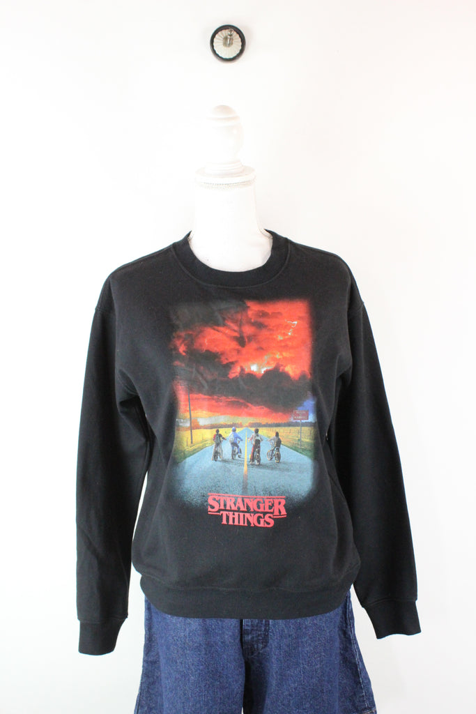 Vintage Stranger Things Sweatshirt (S) - ramanujanitsez