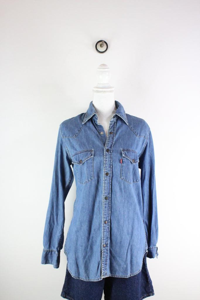 Vintage Levi's Denim Shirt (M) - ramanujanitsez