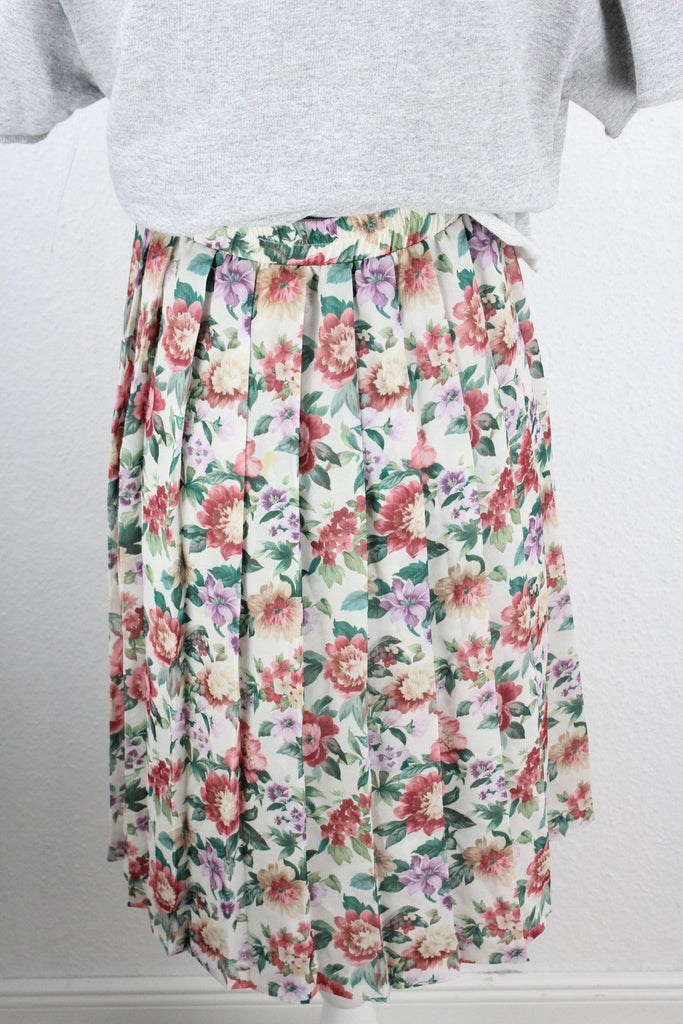 Vintage Beige Floral Skirt (L) ramanujanitsez 