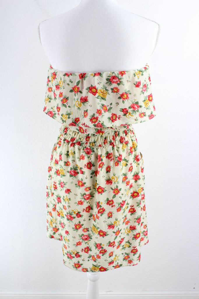 Vintage Petite Flower Dress (M) ramanujanitsez 