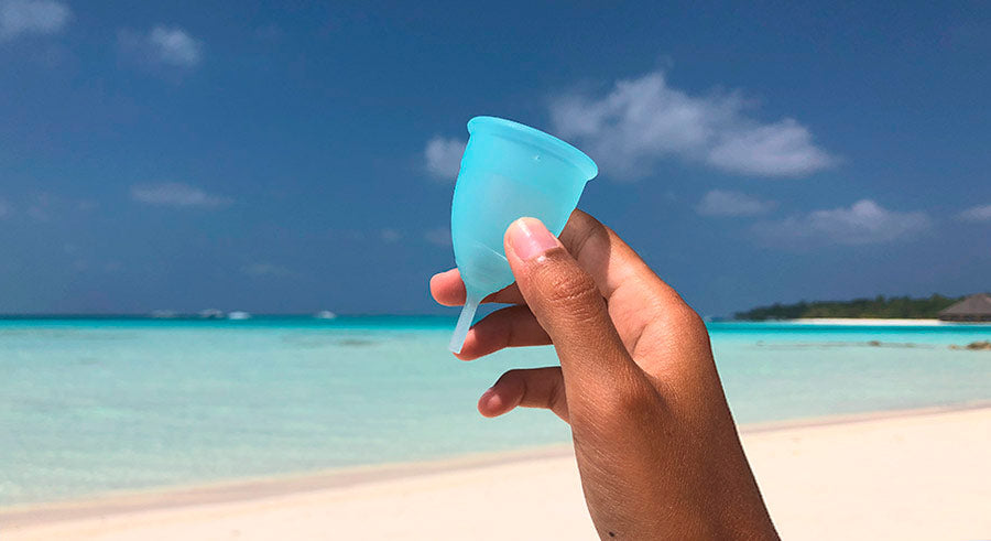 viajar con la copa menstrual a maldivas