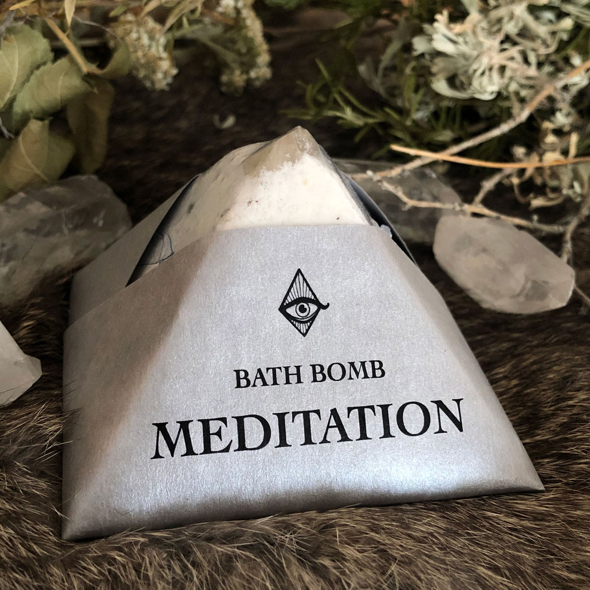 pyramid bath bomb