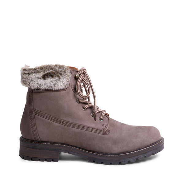 steve madden boots fur