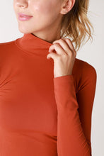 Load image into Gallery viewer, Seamless Long Sleeve Mockneck