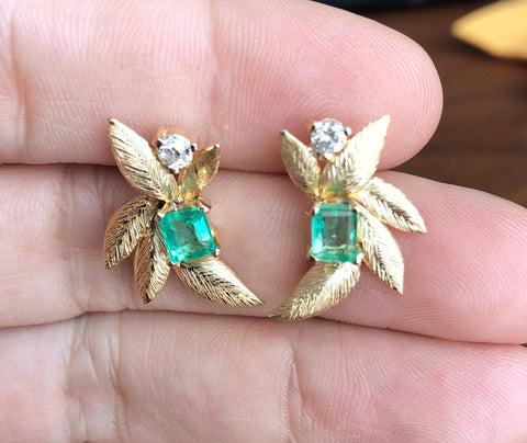 earrings in gold with diamonds and emeralds