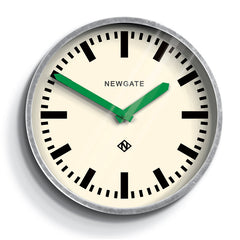 the luggage clock newgate green hands