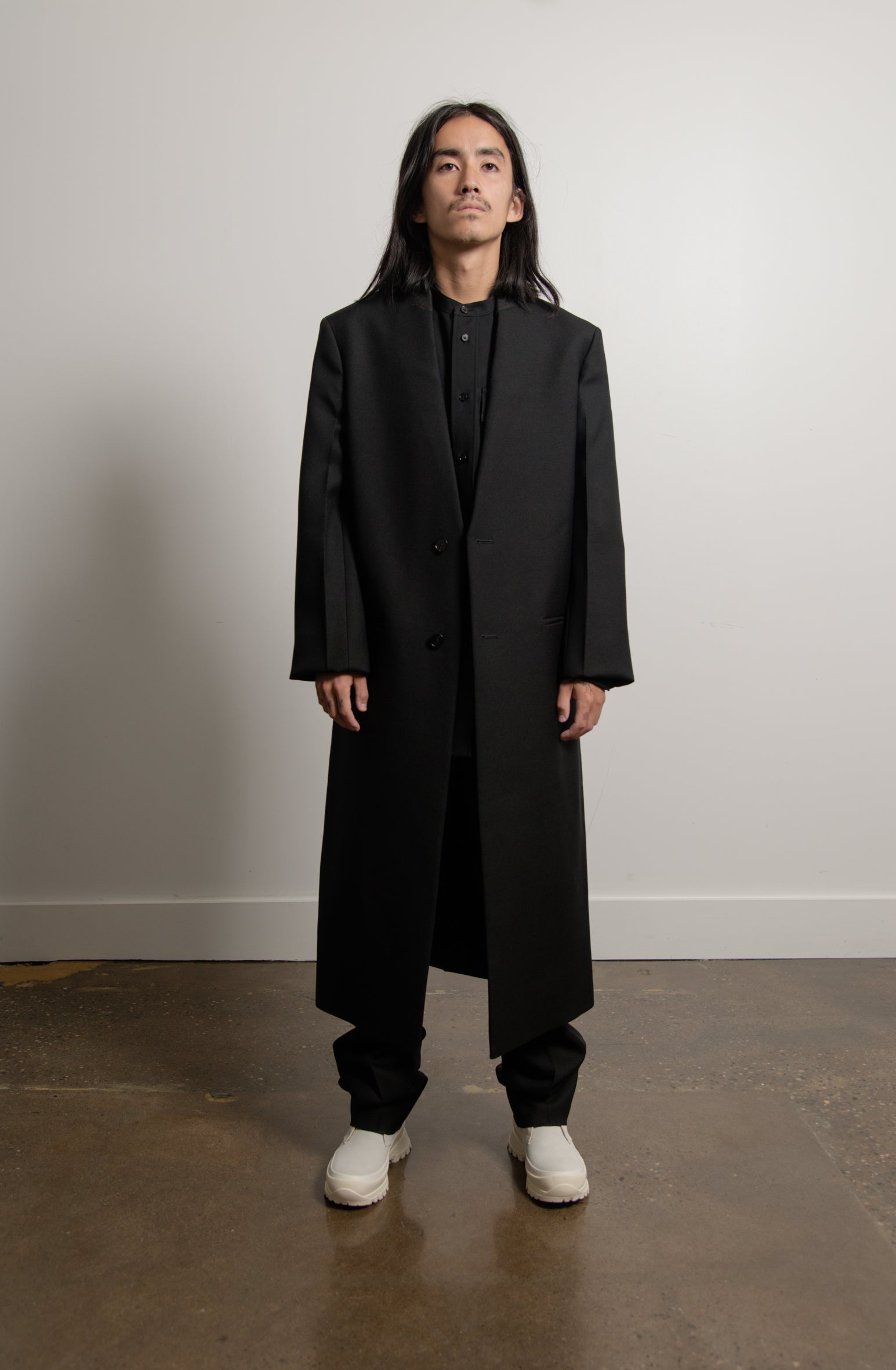 Sharp Wool Serge Coat Black