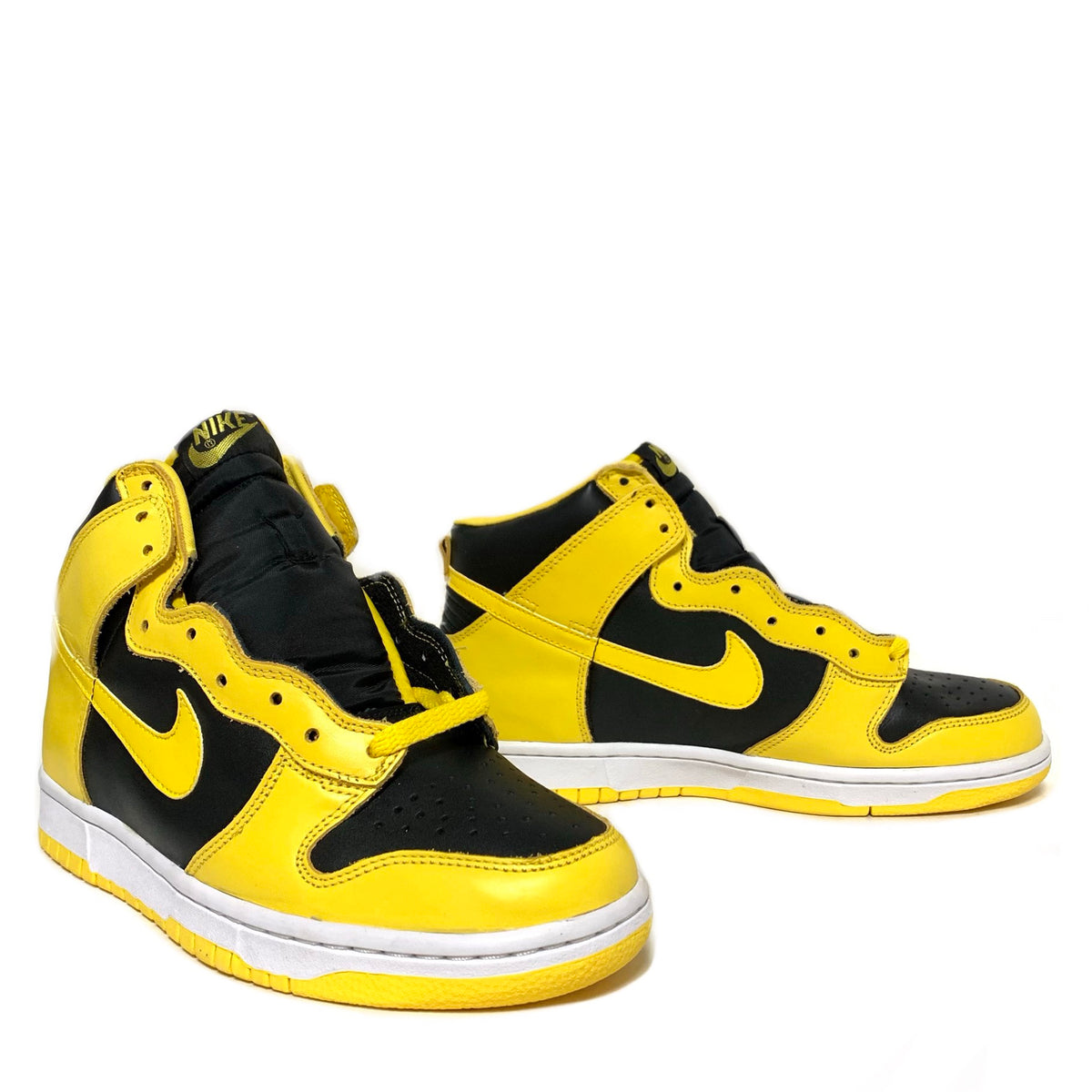 nike dunk high le goldenrod