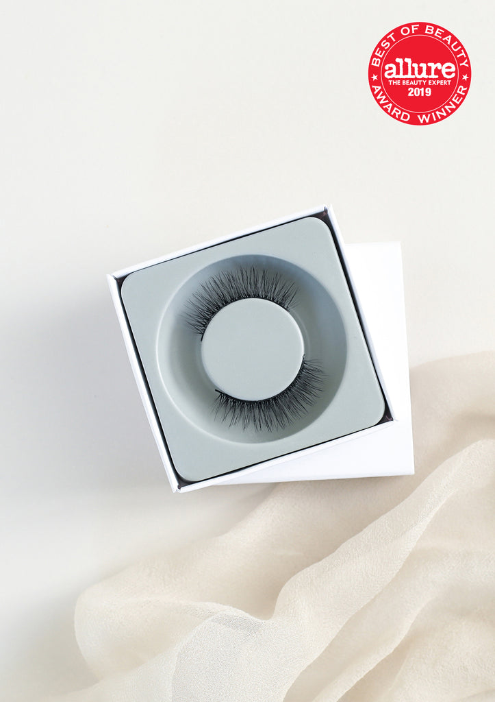 Blog_Lithe Lashes_2019 Allure Best of Beauty WINNER_Best Lashes_second Image_Signature Lash - 01 Fine & Delicate displayed in open white lash box, with ALLURE seal