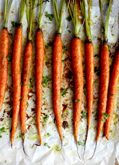 Turmeric Honey Roasted Carrots