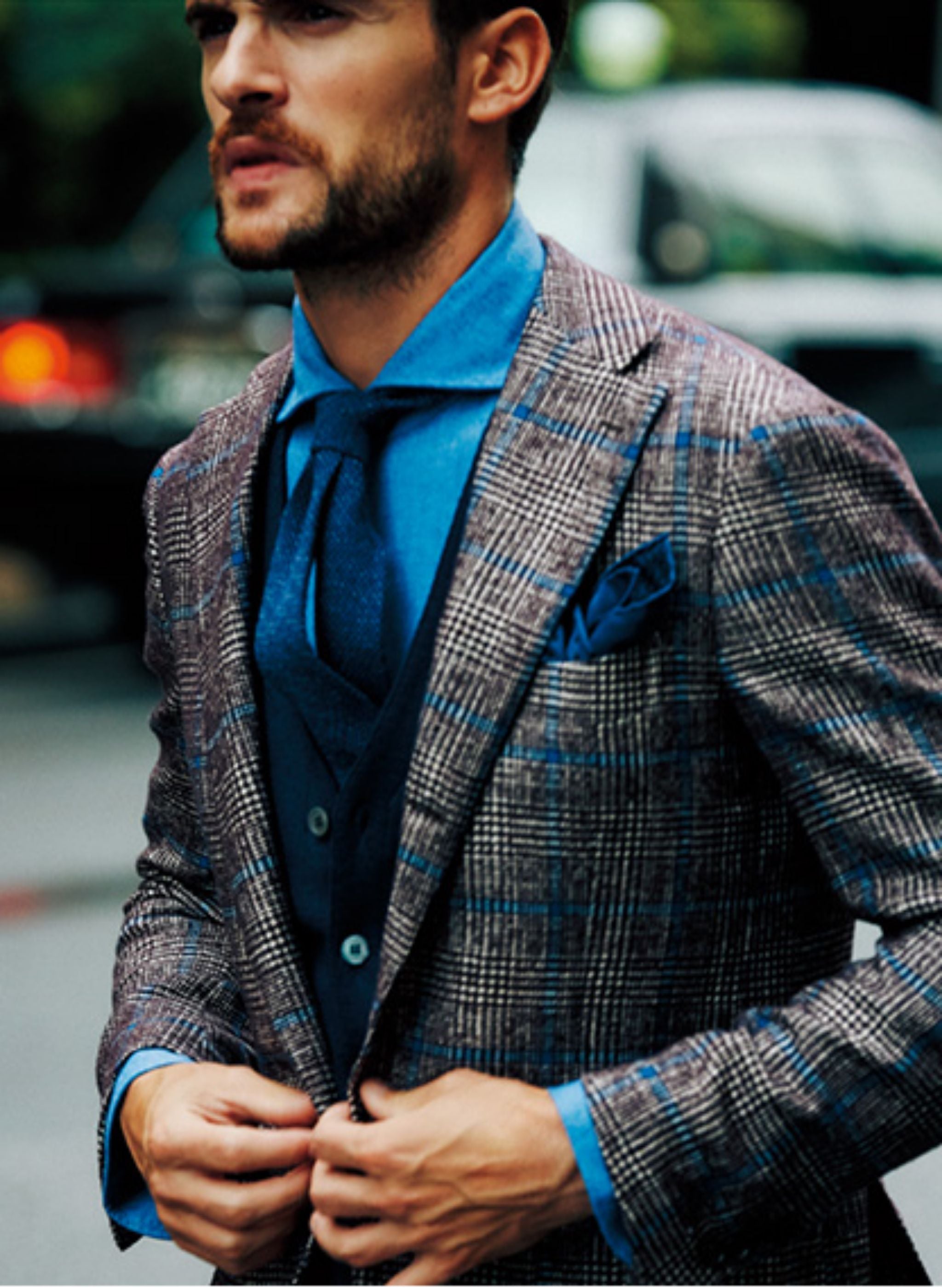 Perfect seasonal layering with a bold sport, cardigan, wool tie and denim shirt.