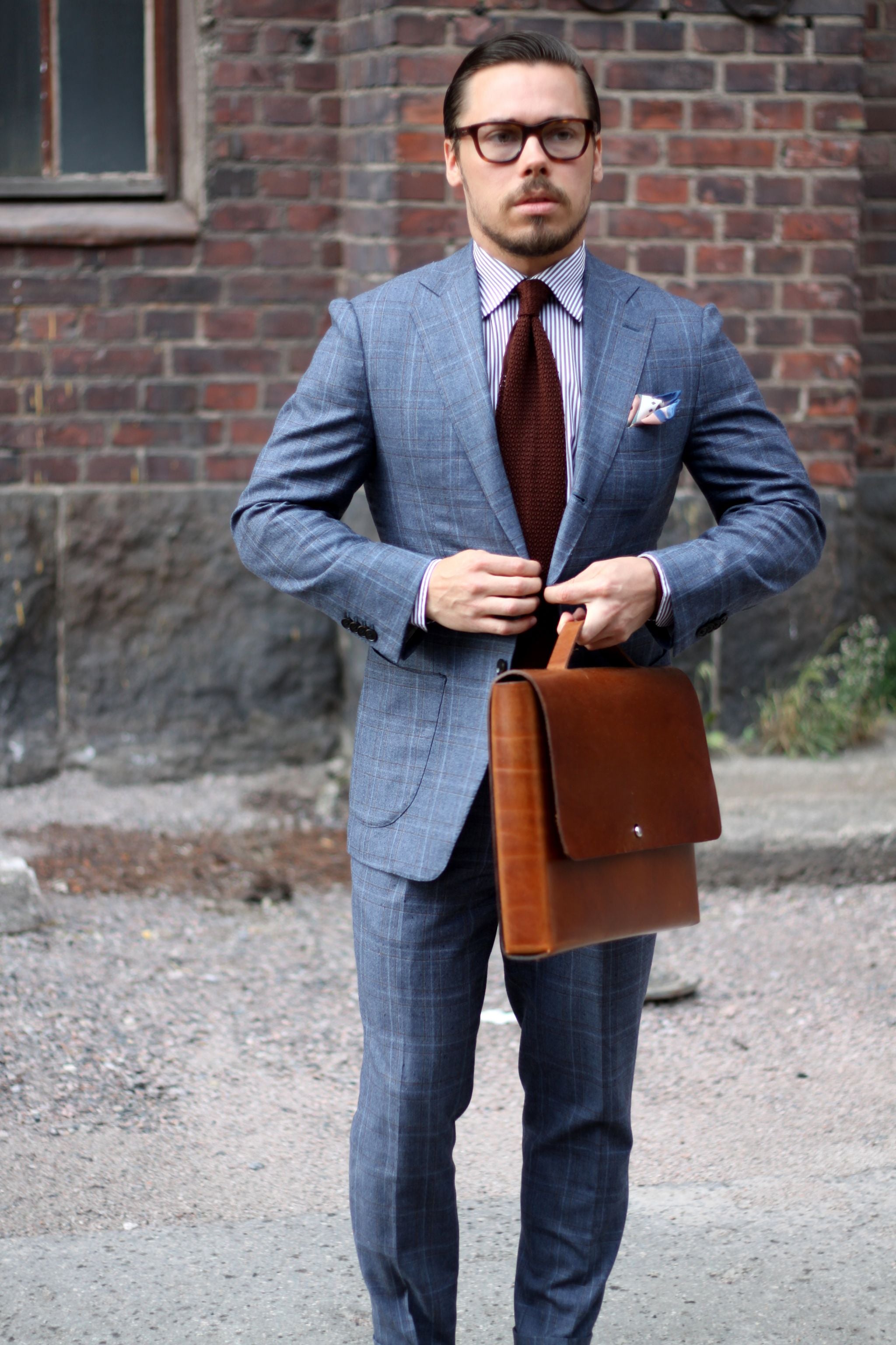 How to wear brown knit tie with suit