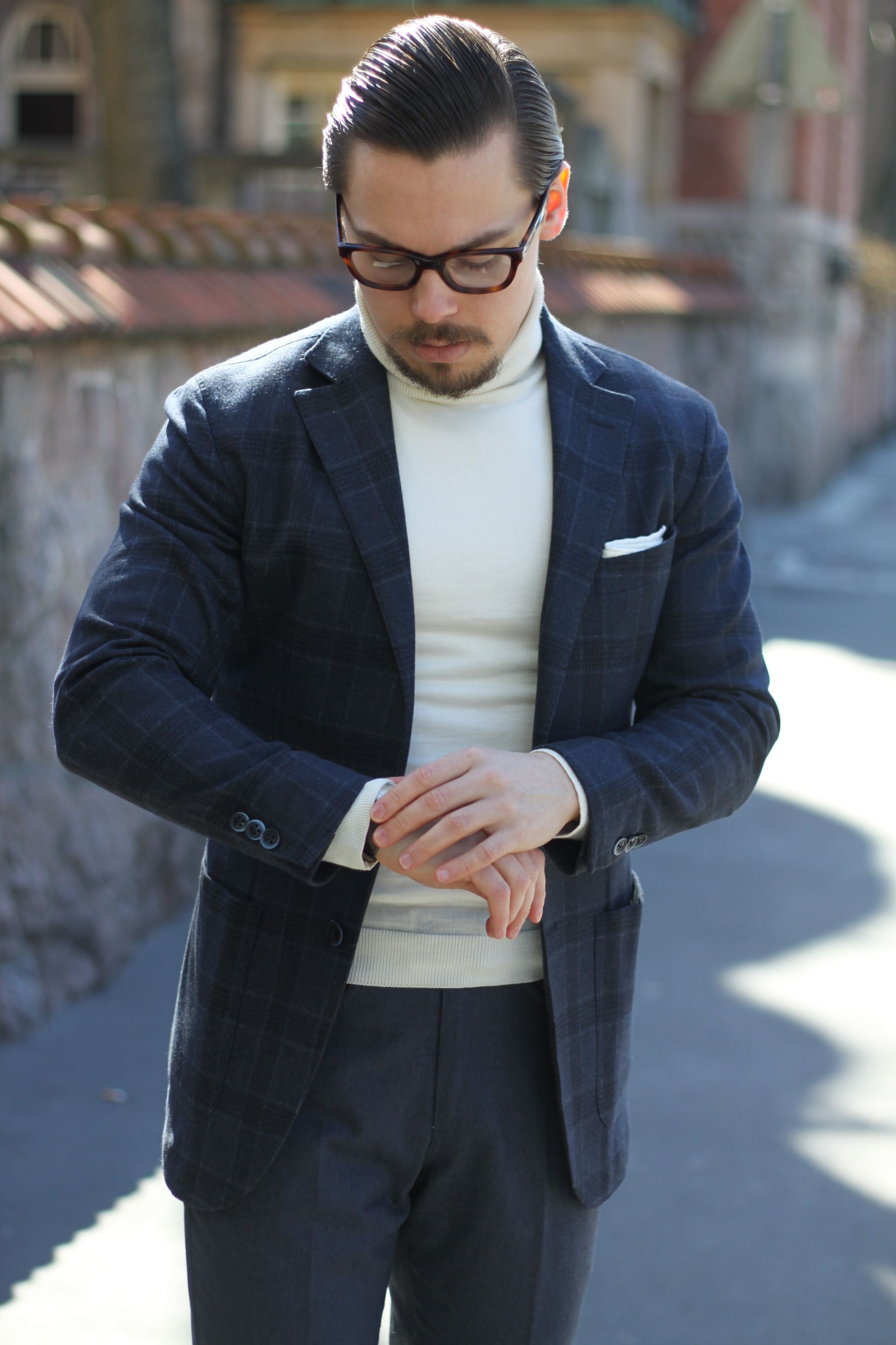 Lubiam checked sport coat combined with Sand copenhagen knitwear