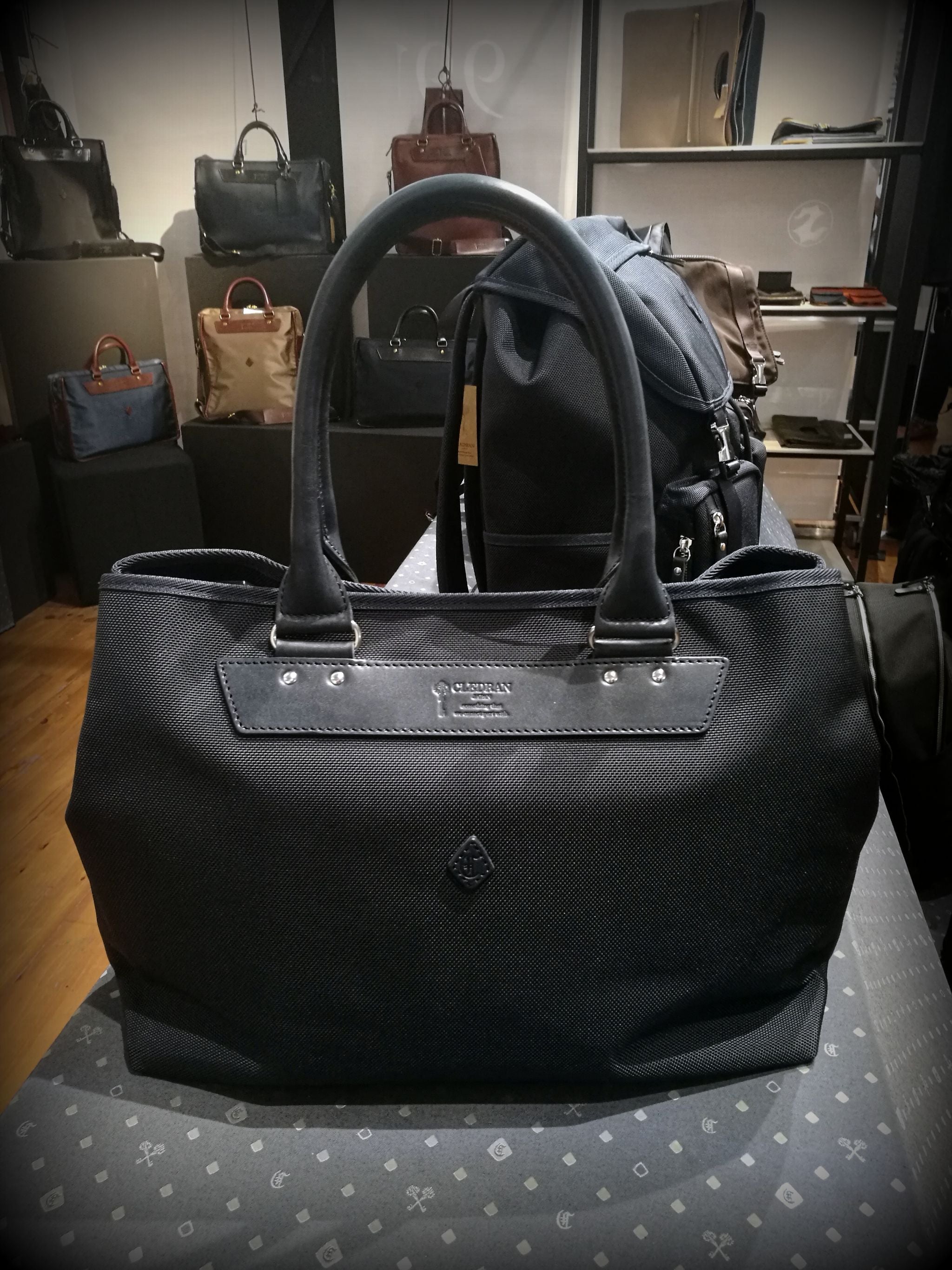 Pitti Uomo 90 - Cledran Taki bags