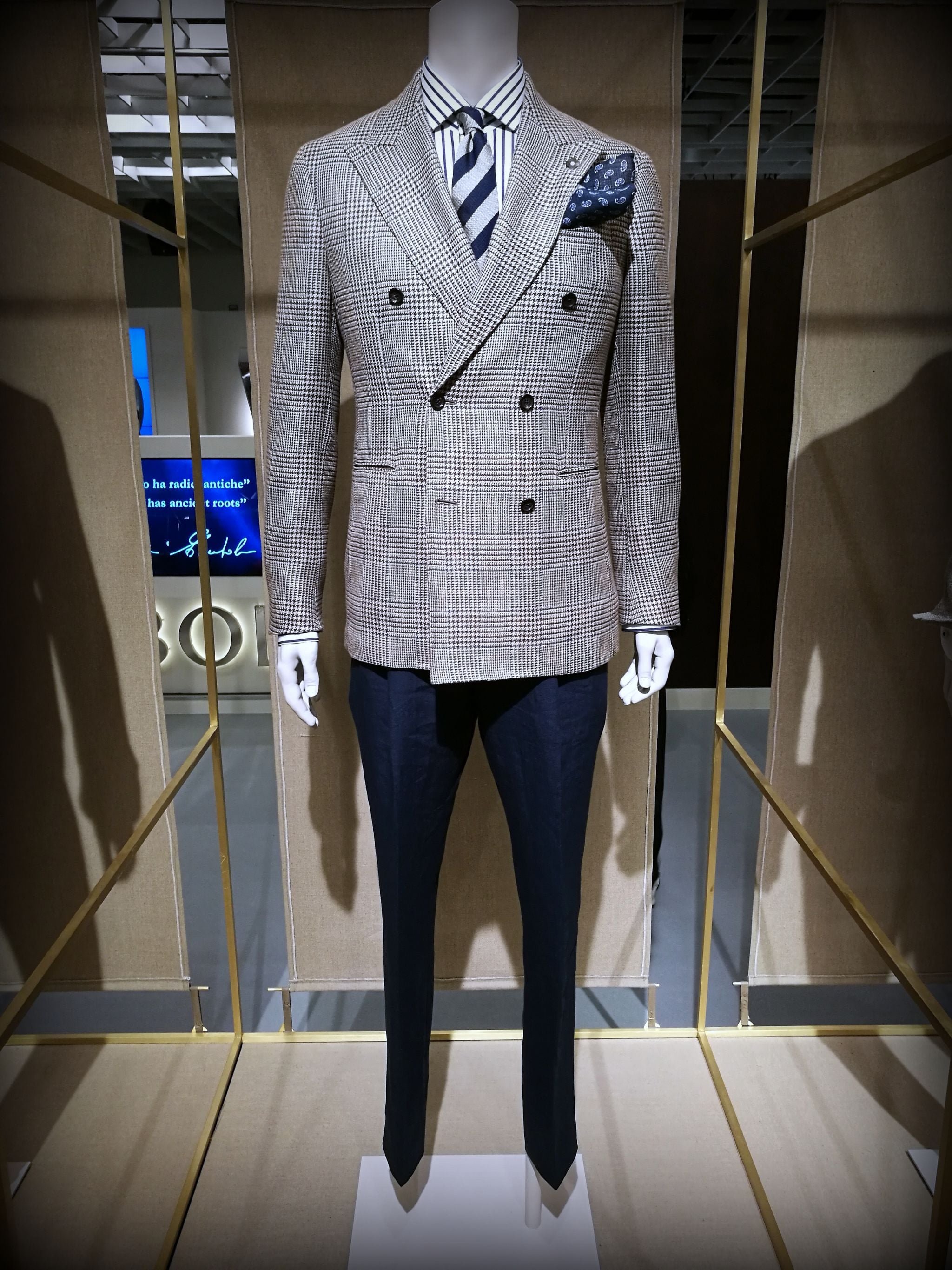 Pitti Uomo 90 - Double-breasted blazer with blue trousers by Lardini