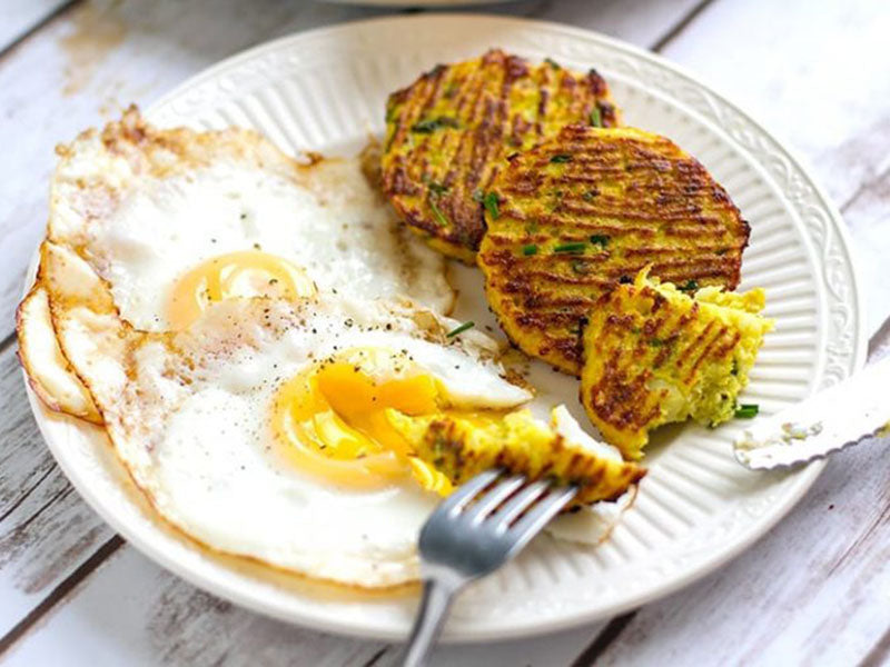Low-Carb Cauliflower Hash Browns
