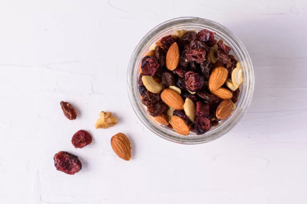 Low carb snacks on the go: Trail mix