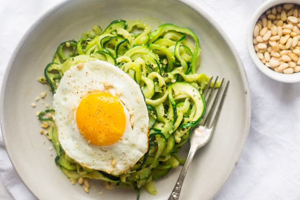 Quick low carb breakfast - Zucchini Noodles